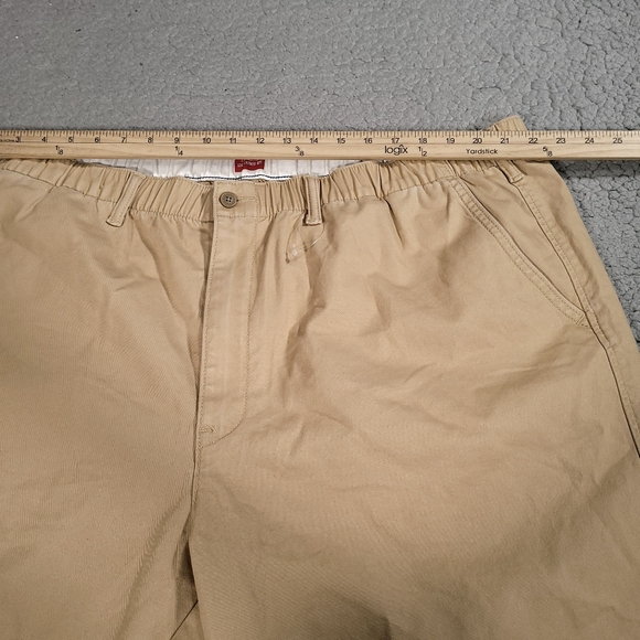 Levis Shorts Mens 44 XX Chino EZ Comfort Stretch Slash Pockets Twill Tan - Picture 3 of 12